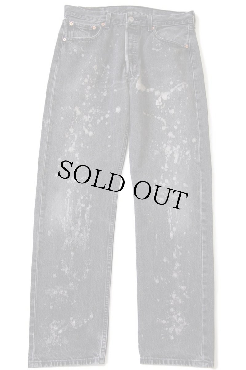 画像2: 90s オーストラリア製 Levi'sリーバイス 501 ブリーチ加工 ブラック デニムパンツ w33 L32 (2)