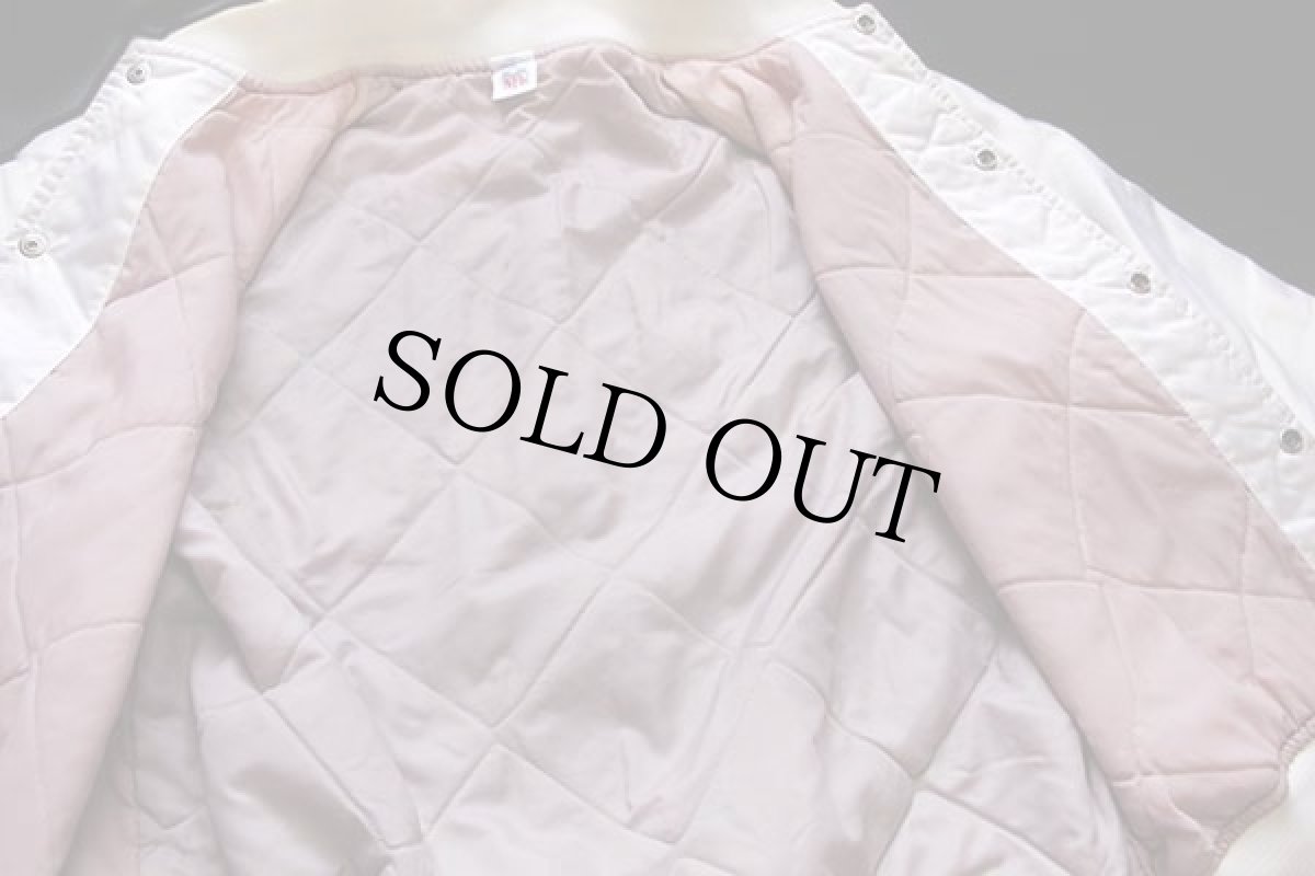 画像6: 90s 英国製 NFL BRONCOS 刺繍 キルティングライナー ナイロンスタジャン L (6)