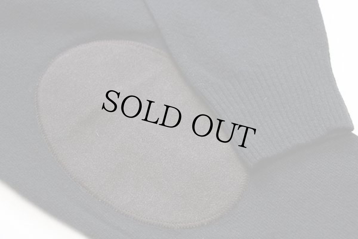 画像6: イタリア製 FRED PERRYフレッドペリー ワンポイント エルボーパッチ付き ウールニット カーディガン 薄黒 L (6)