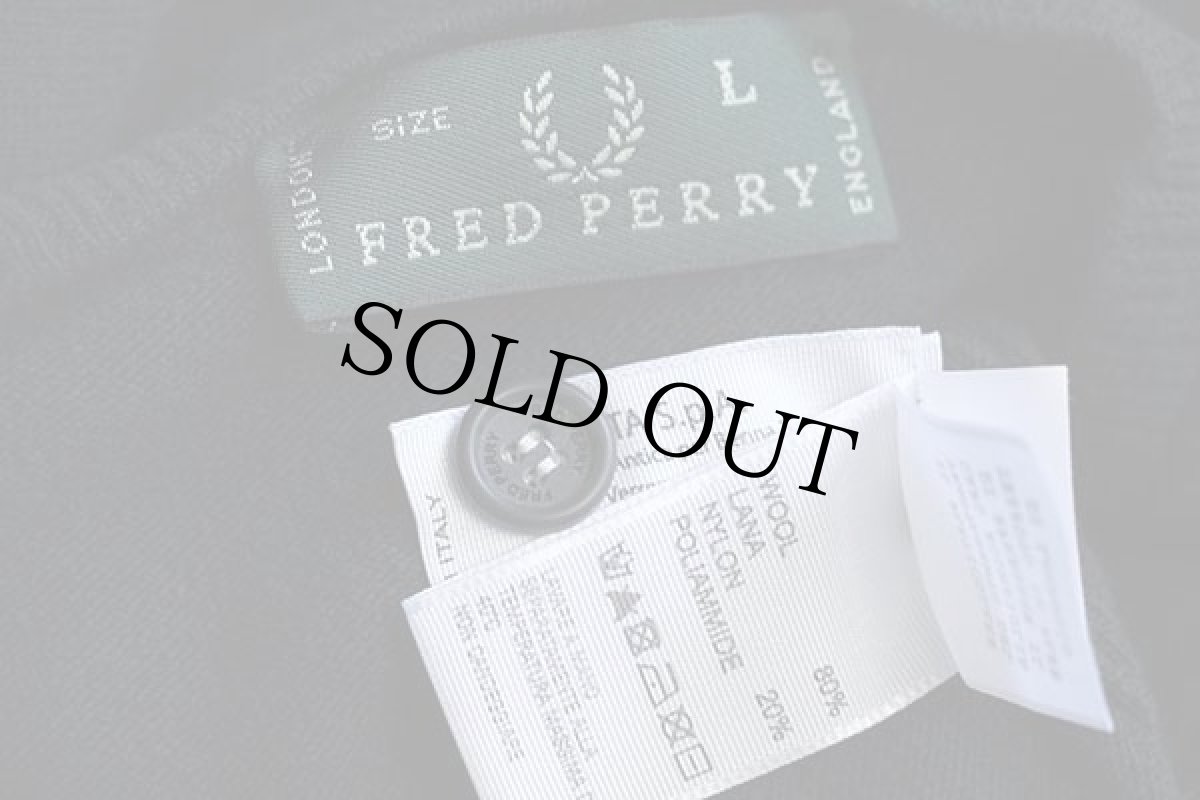 画像4: イタリア製 FRED PERRYフレッドペリー ワンポイント エルボーパッチ付き ウールニット カーディガン 薄黒 L (4)