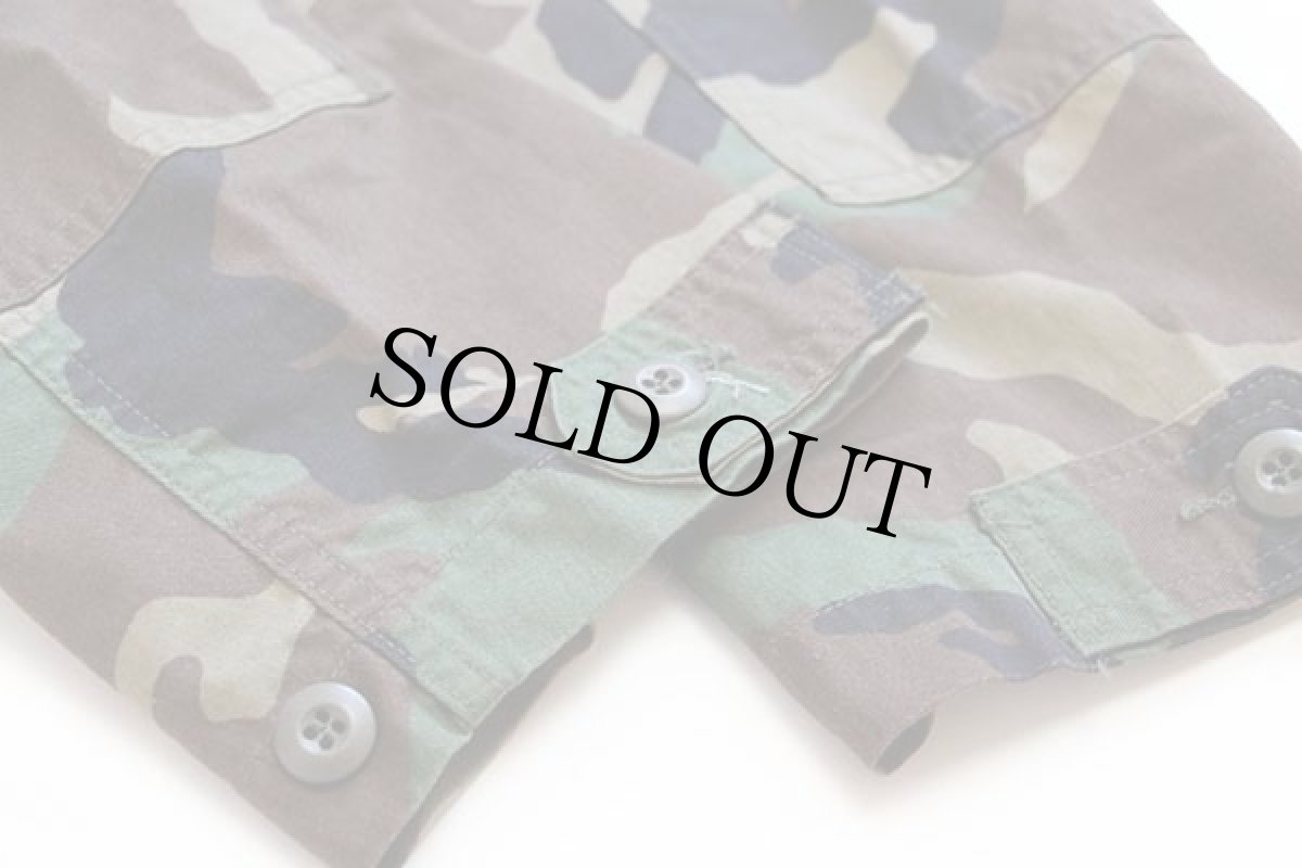 画像6: 80s 米軍 U.S.ARMY パッチ付き ウッドランドカモ BDU ジャケット M-R (6)