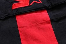 画像7: 90s STARTERスターター ロゴ刺繍 ツートン 切り替え プルオーバー 中綿入り ナイロンパーカー 黒×赤 ボーイズM (7)