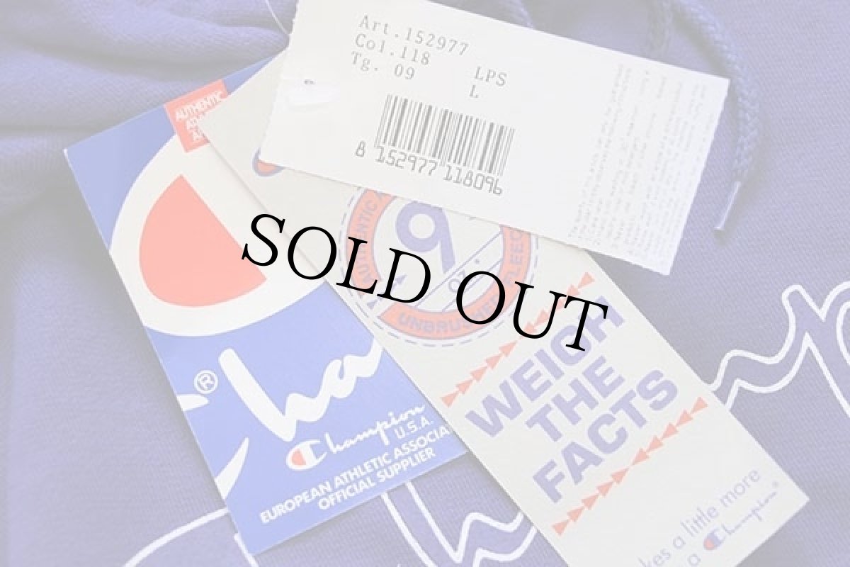 画像5: デッドストック★80s イタリア製 Championチャンピオン スクリプト ビッグロゴ 前V スウェットパーカー 青紫 L (5)