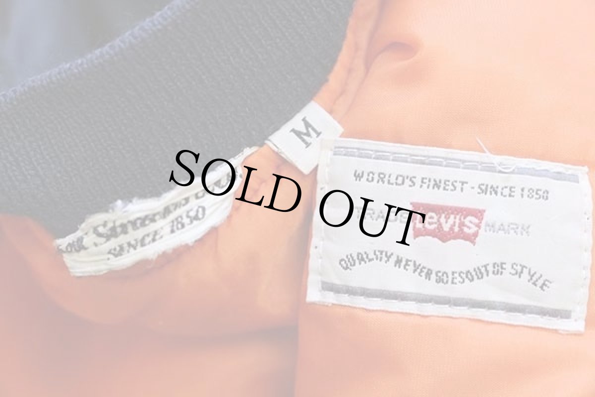 画像4: 90s イタリア製 Levi'sリーバイス MA-1タイプ ロゴ刺繍 ナイロン フライトジャケット 濃紺 M★ユーロ (4)