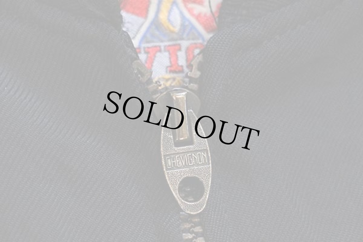 画像7: 80s フランス製 CHEVIGNON Bay Winds Chevignon Crystal Rock チェーン刺繍 レザー切り替え ナイロンジャケット 黒 M (7)