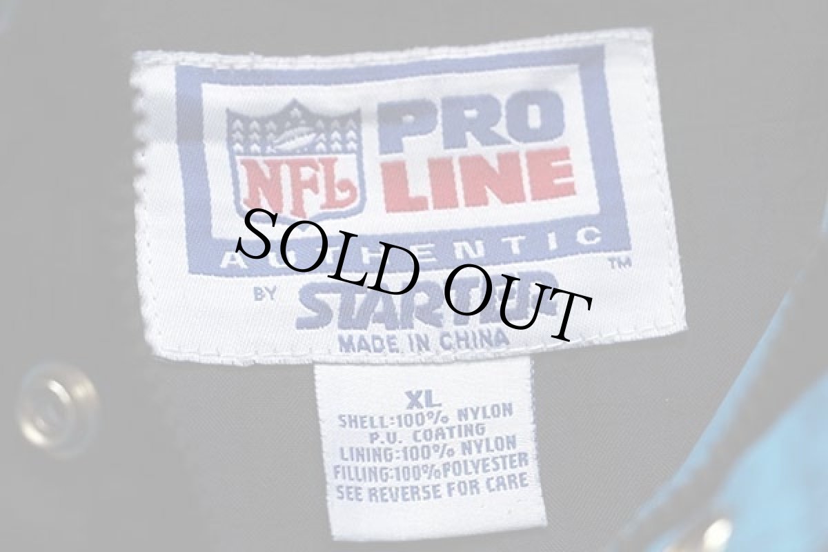 画像4: 00s STARTERスターター NFL CAROLINA PANTHERS ロゴ刺繍 プルオーバー 中綿入り ナイロンパーカー ボーイズXL (4)