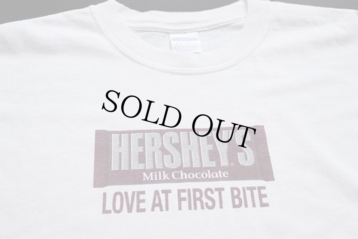 画像3: 00s HERSHEY'Sハーシーズ チョコレート ロゴ コットン 長袖Tシャツ 白 XL (3)