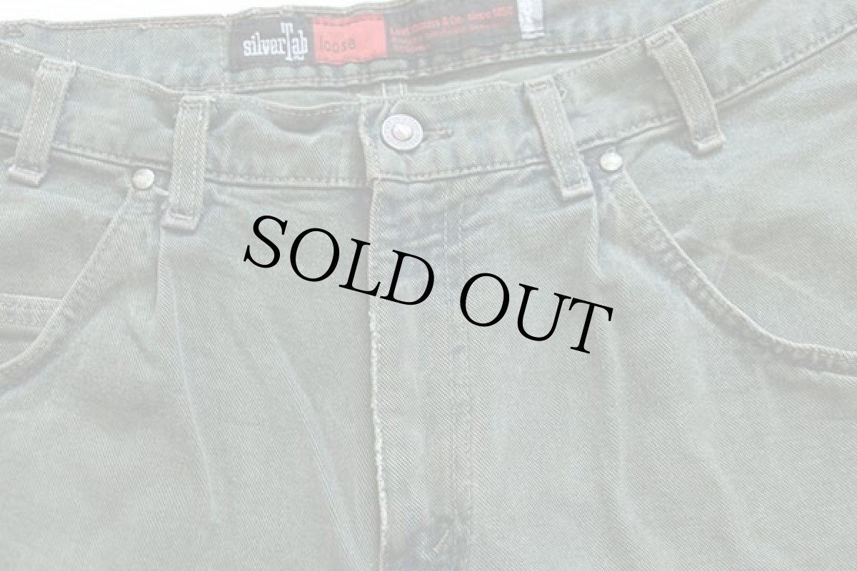 画像3: 90s USA製 Levi'sリーバイス silverTabシルバータブ loose ワンタック カラーデニム ショートパンツ 後染め 緑 w34★ショーツ (3)