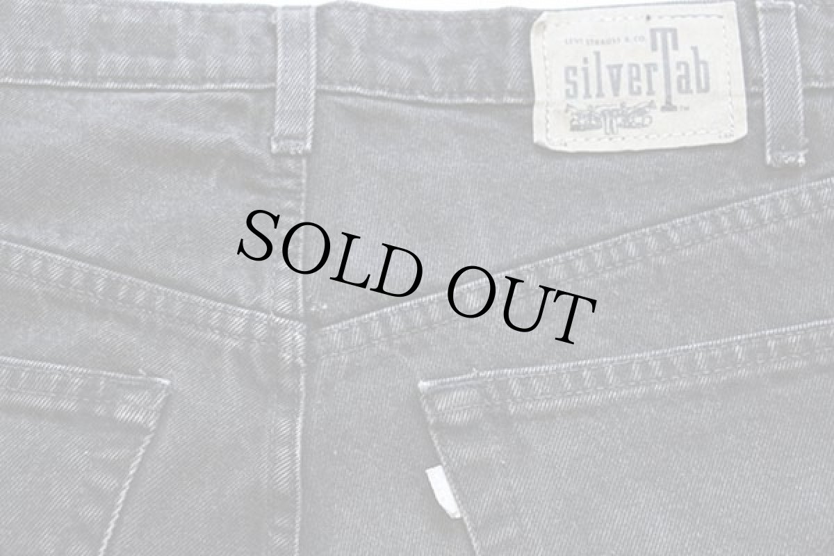 画像4: 90s Levi'sリーバイス silverTabシルバータブ LOOSE ワンタック ブラックデニム ショートパンツ w32★ショーツ (4)