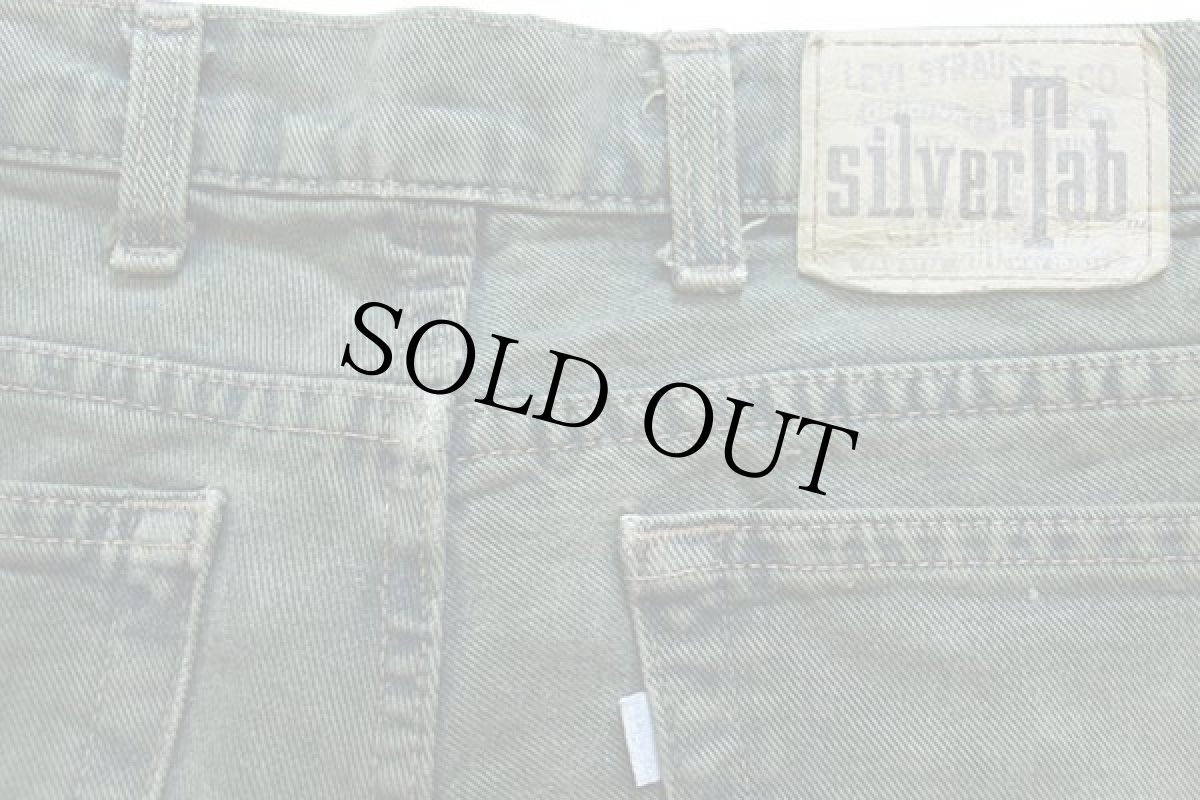 画像4: 90s USA製 Levi'sリーバイス silverTabシルバータブ loose ワンタック カラーデニム ショートパンツ 後染め 緑 w34★ショーツ (4)
