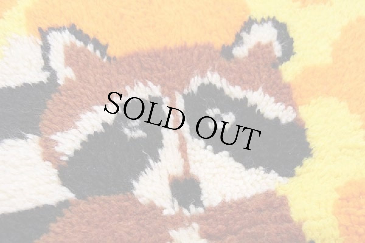 画像3: 70s アライグマ柄 ラグ マット (3)