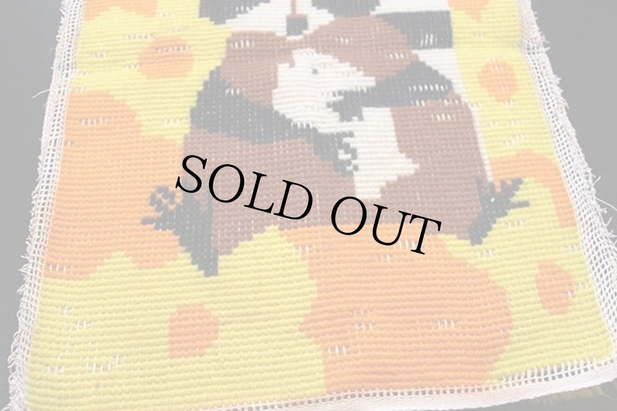 画像4: 70s アライグマ柄 ラグ マット (4)