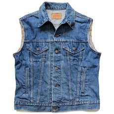 画像1: 80s USA製 Levi'sリーバイス 70506 カットオフ デニムベスト 4ポケット 40 (1)