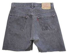 画像2: 80s USA製 Levi'sリーバイス 501 カットオフ 先染め ブラックデニム ショートパンツ w30★ショーツ (2)