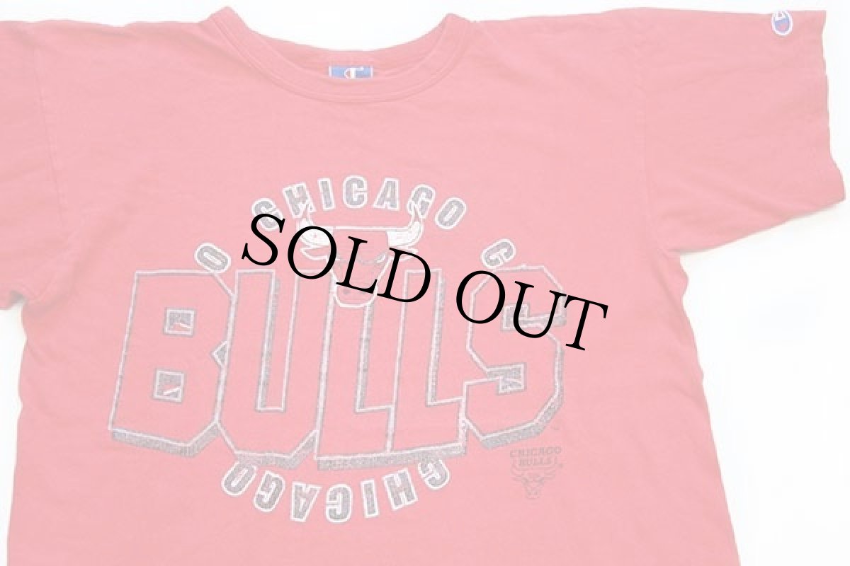 画像1: 90s USA製 Championチャンピオン NBA CHICAGO BULLS シカゴ ブルズ コットンTシャツ 赤 フェード L (1)