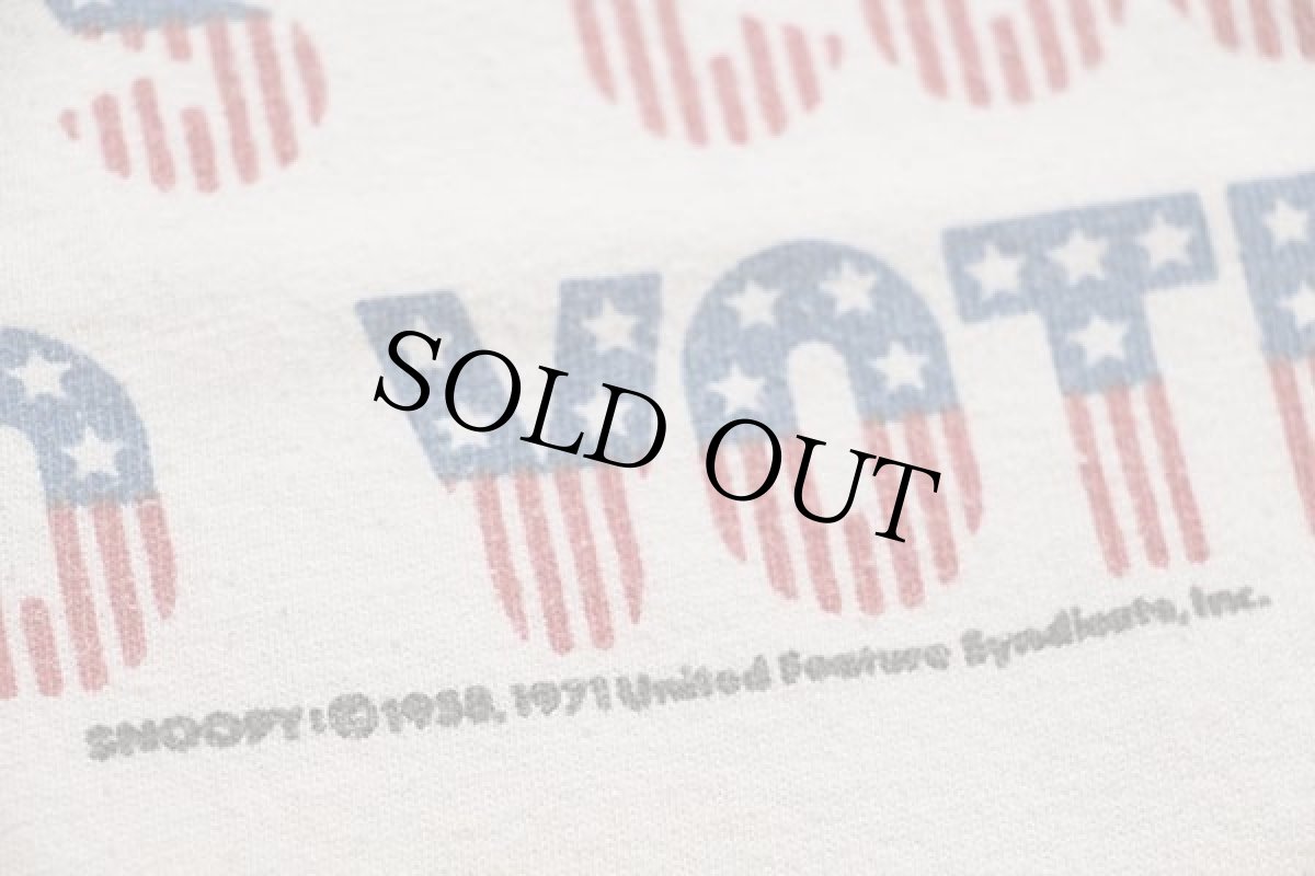 画像4: 70s USA製 ARTEX スヌーピー JOE COOL IT'S COOL TO VOTE! 染み込みプリント コットン フットボールTシャツ 生成り M (4)