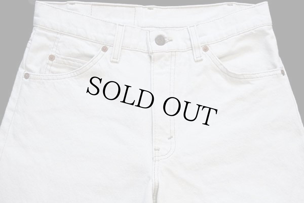 画像4: 90s USA製 Levi'sリーバイス 550 カラーデニムパンツ 生成り w30 L30 (4)