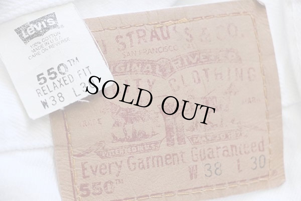 画像6: 00s USA製 Levi'sリーバイス 550 ホワイト デニムパンツ w38 L30 (6)