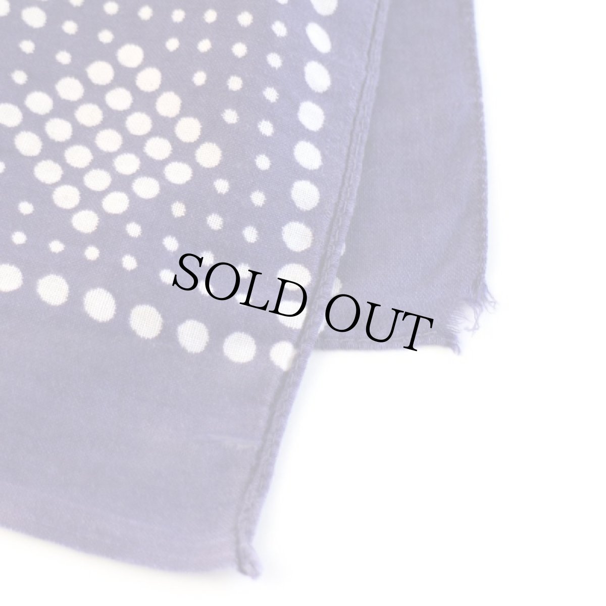 画像4: 60s TOWER GUARANTEED FAST COLOR RN13960 ドット柄 コットン バンダナ ナス紺★40 (4)