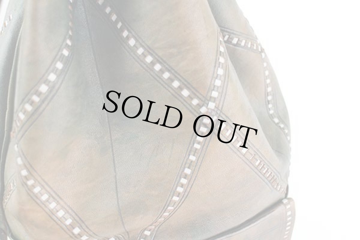 画像4: ハンドクラフト 飾りステッチ バケツ型 巾着 レザー ショルダーバッグ グリーン (4)