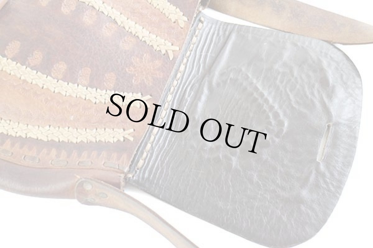 画像8: 80s 花柄 カービング & 編み込み 飾りステッチ レザー ショルダーバッグ 茶 (8)