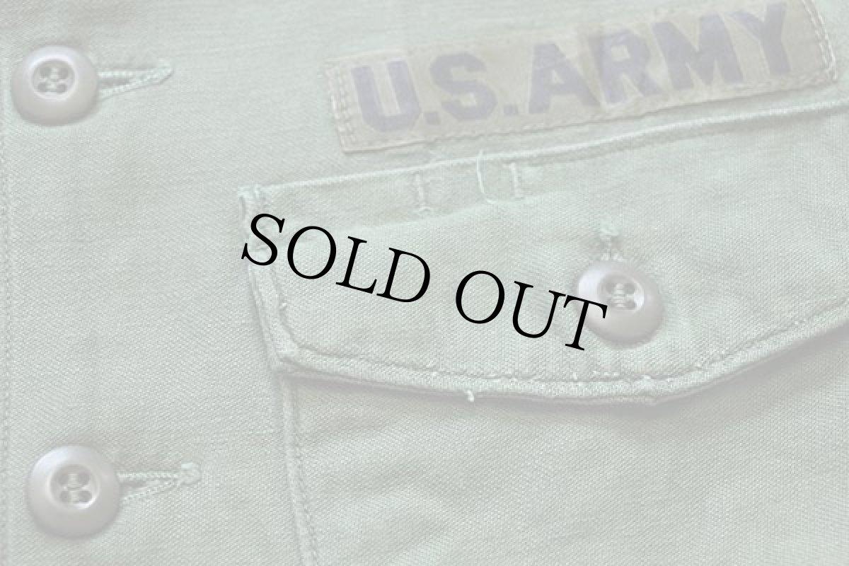 画像5: 60s 米軍 U.S.ARMY パッチ付き コットンサテン ユーティリティシャツ オリーブグリーン 15.5 (5)