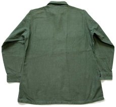 画像2: 60s 米軍 U.S.ARMY パッチ付き コットンサテン ユーティリティシャツ オリーブグリーン 15.5 (2)