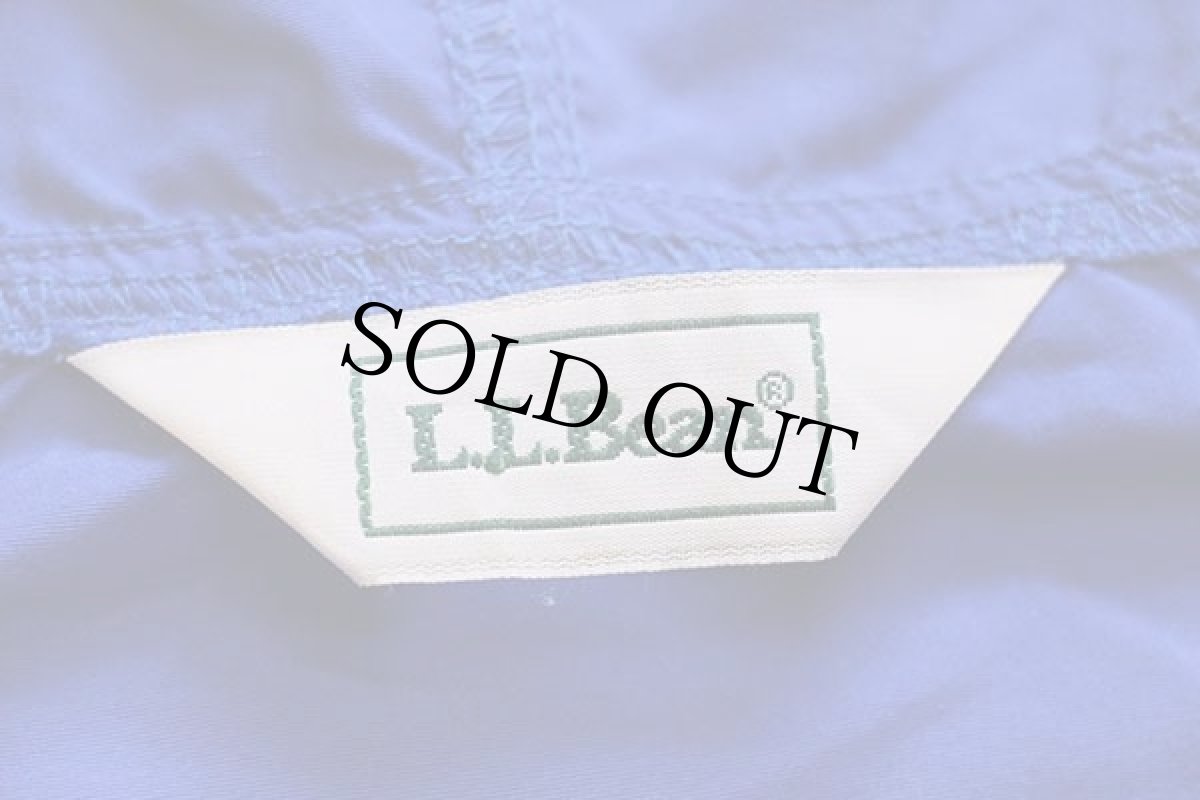 画像4: 90s L.L.Bean 筆記体ロゴ刺繍 ナイロン アノラックパーカー 青 (4)