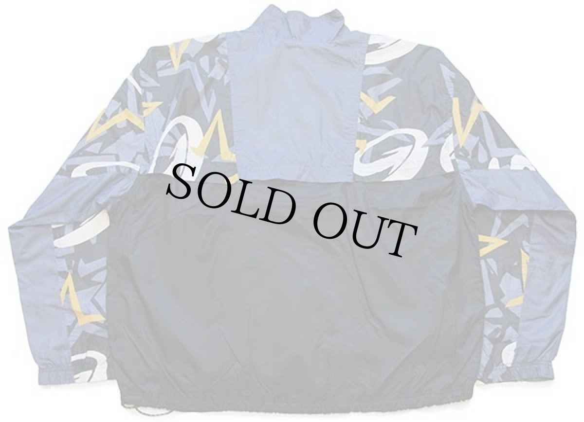 画像2: 90s NIKEナイキ パッチ付き 総柄 切り替え プルオーバー ナイロンジャケット XL (2)