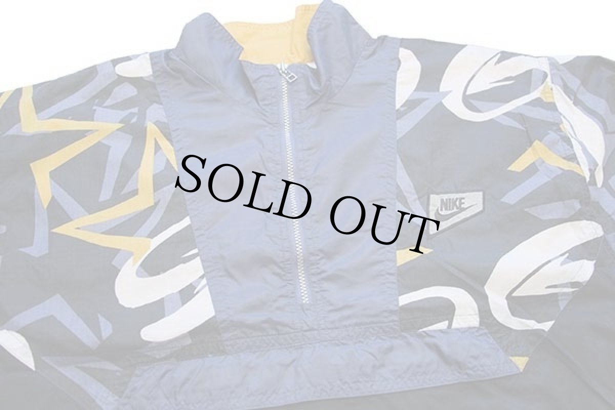 画像3: 90s NIKEナイキ パッチ付き 総柄 切り替え プルオーバー ナイロンジャケット XL (3)