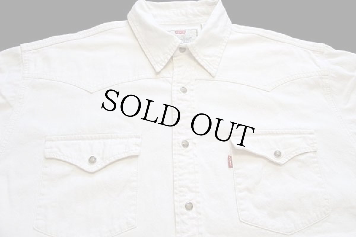 画像3: 90s Levi'sリーバイス カラーデニム ウエスタンシャツ 生成り XL (3)