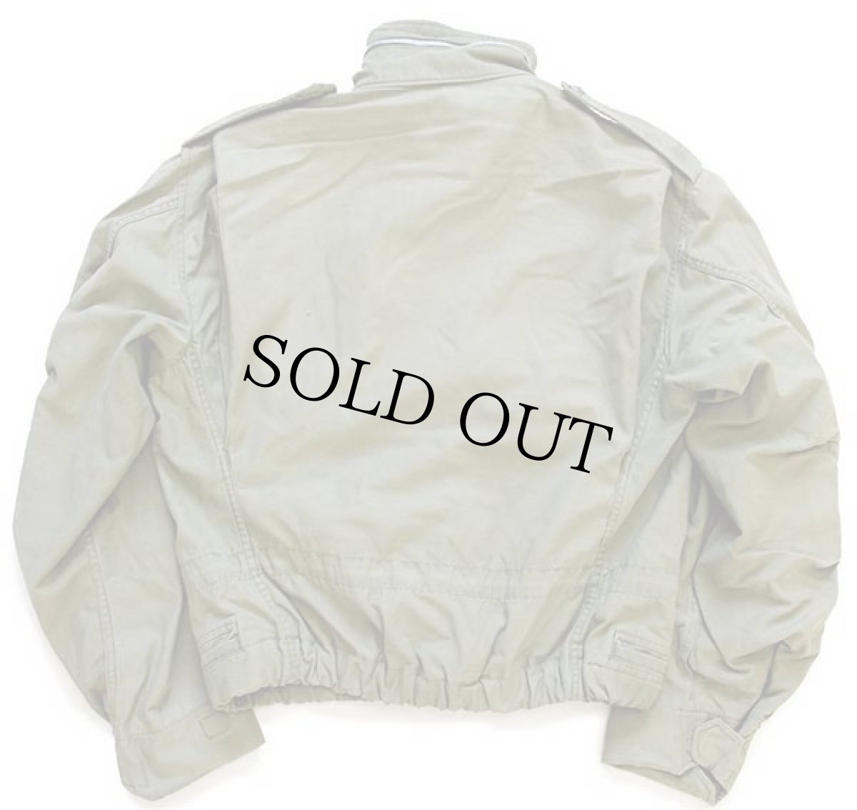 画像2: 60s 米軍 U.S.ARMY パッチ付き M-65 フィールドジャケット 2nd ショート丈 カスタム オリーブグリーン (2)