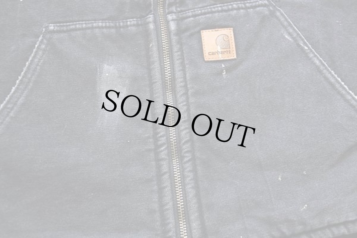 画像6: メキシコ製 carharttカーハート シェルパラインド サンドストーン ダックベスト ペンキ飛び 黒 フェード L (6)