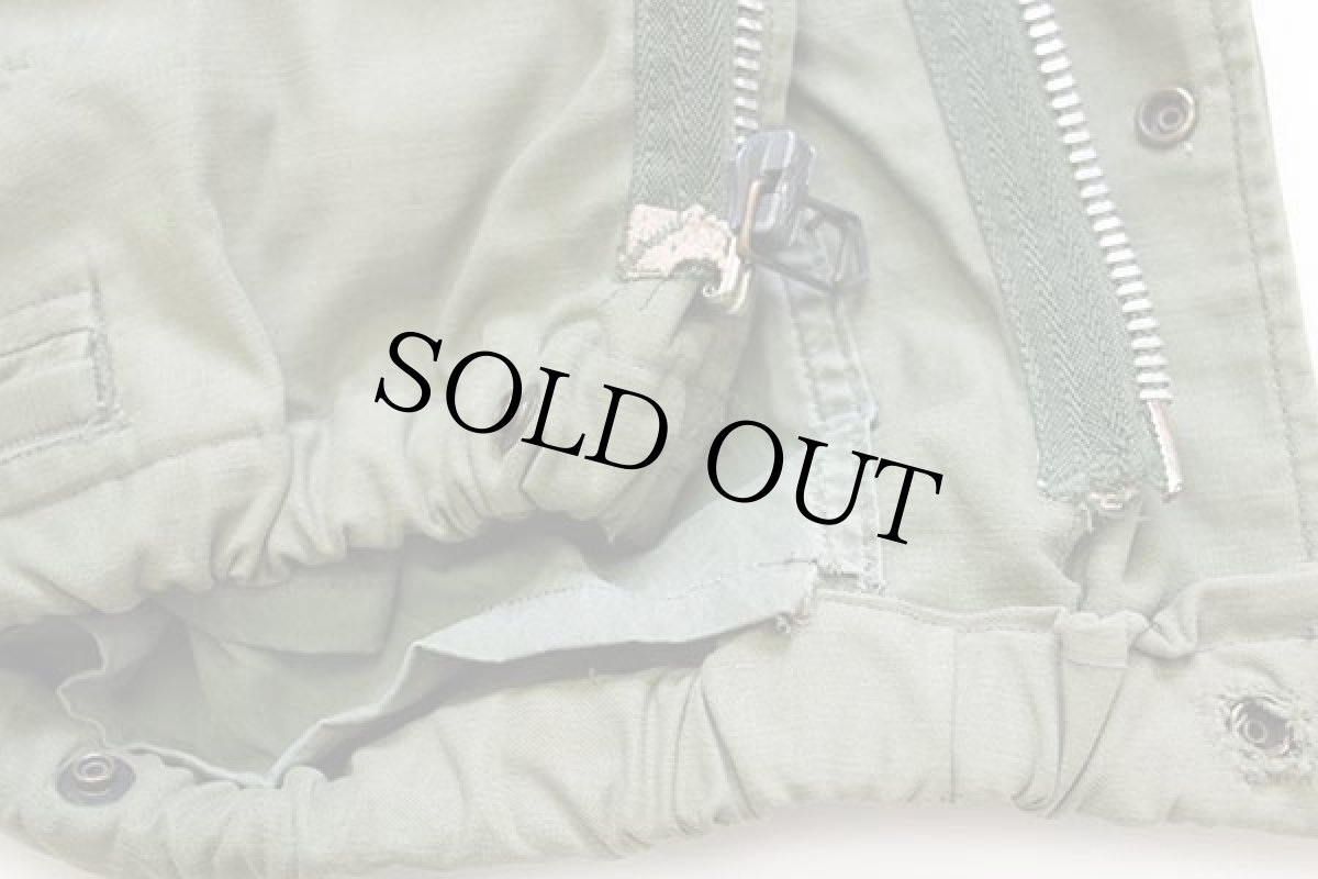 画像7: 60s 米軍 U.S.ARMY パッチ付き M-65 フィールドジャケット 2nd ショート丈 カスタム オリーブグリーン (7)