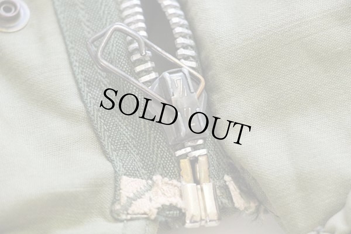 画像6: 60s 米軍 U.S.ARMY パッチ付き M-65 フィールドジャケット 2nd ショート丈 カスタム オリーブグリーン (6)