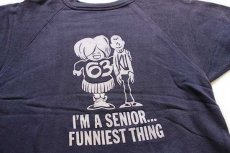 画像3: 60s I'M A SENIOR... FUNNIEST THING フロッキープリント 半袖スウェット ナス紺 フェード (3)