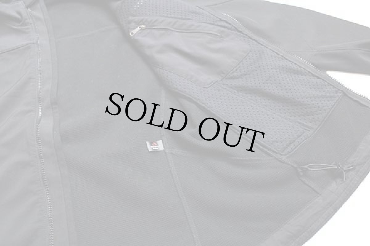 画像5: patagoniaパタゴニア ANGRY ORCHARD刺繍 Adze Jacket POLARTEC ストレッチ ソフトシェルジャケット 黒 W-M (5)