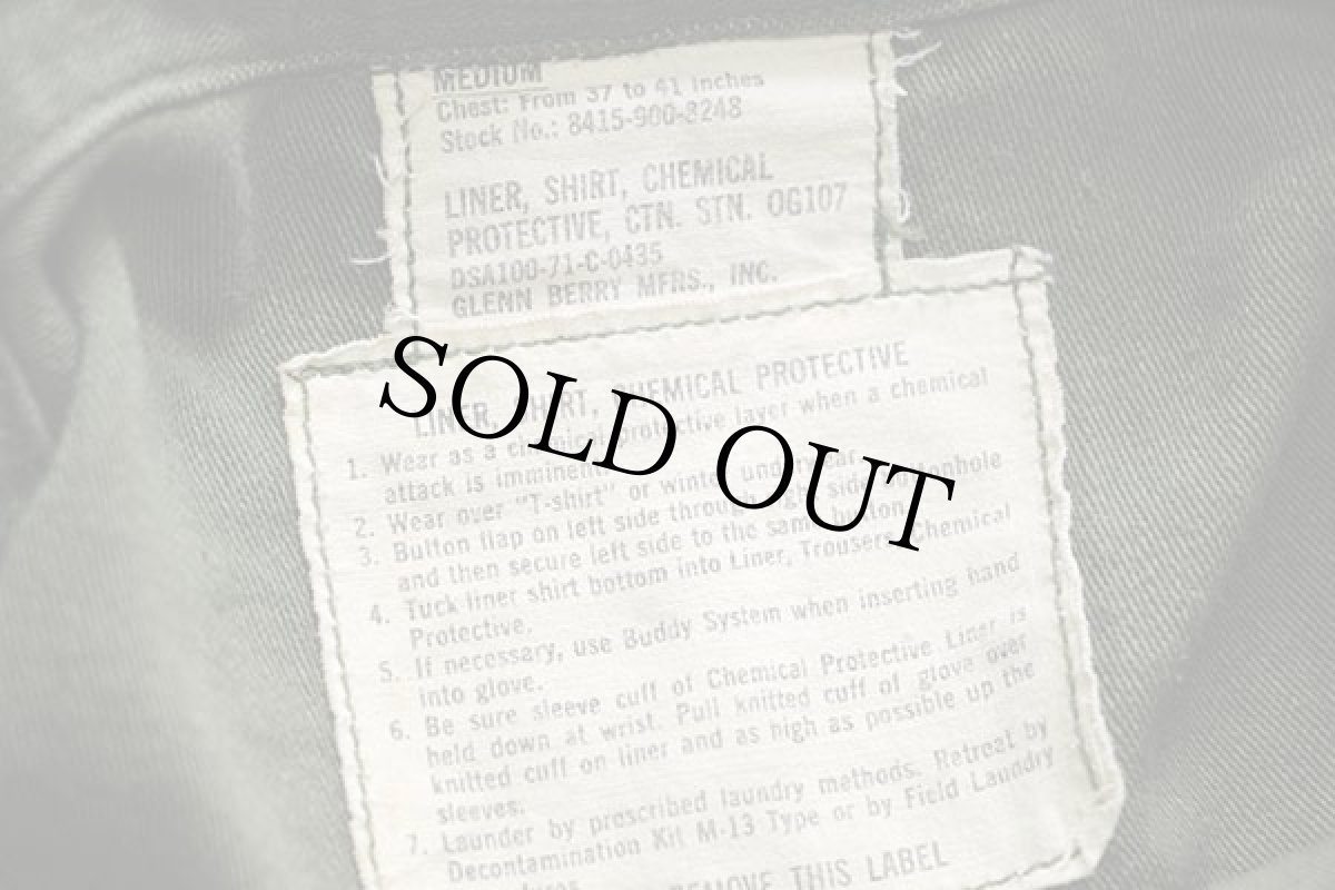 画像4: 70s 米軍 U.S.ARMY スタンドカラー コットンサテン ケミカルプロテクティブ ライナーシャツ オリーブグリーン M (4)