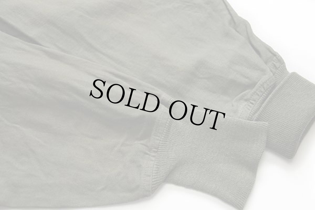 画像5: 70s 米軍 U.S.ARMY スタンドカラー コットンサテン ケミカルプロテクティブ ライナーシャツ オリーブグリーン M★08 (5)