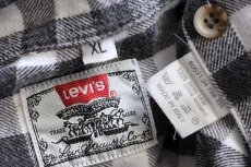 画像4: 80s イタリア製 Levi'sリーバイス ギンガムチェック ボタンダウン コットン ライトネルシャツ 黒×白 XL★ユーロ (4)