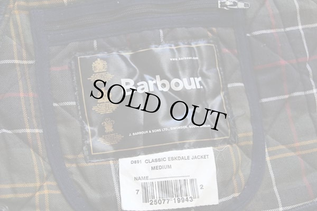 画像4: 00s ルーマニア製 Barbourバブアー D891 CLASSIC ESKDALE JACKET タータンチェックライナー キルティングジャケット 紺 M (4)