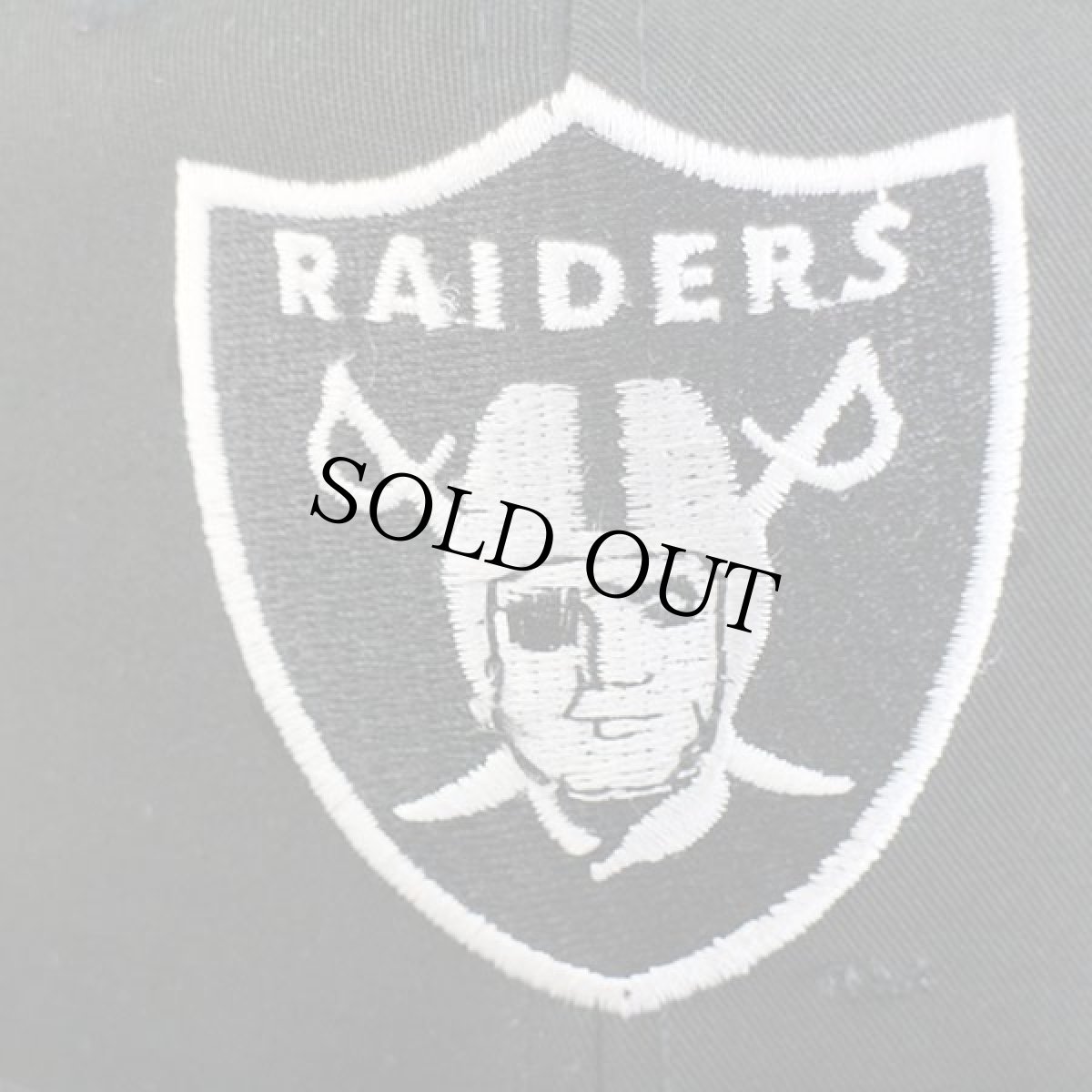 画像4: 90s NFL RAIDERS ロゴ刺繍 キャップ 黒 (4)
