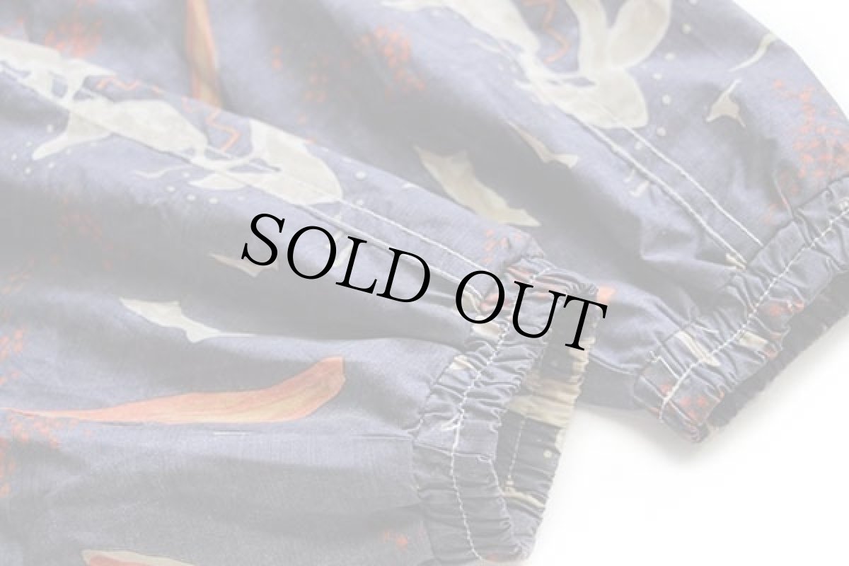 画像7: 90s MAGIC VENTURE 海柄 総柄 ナイロンパーカー (7)