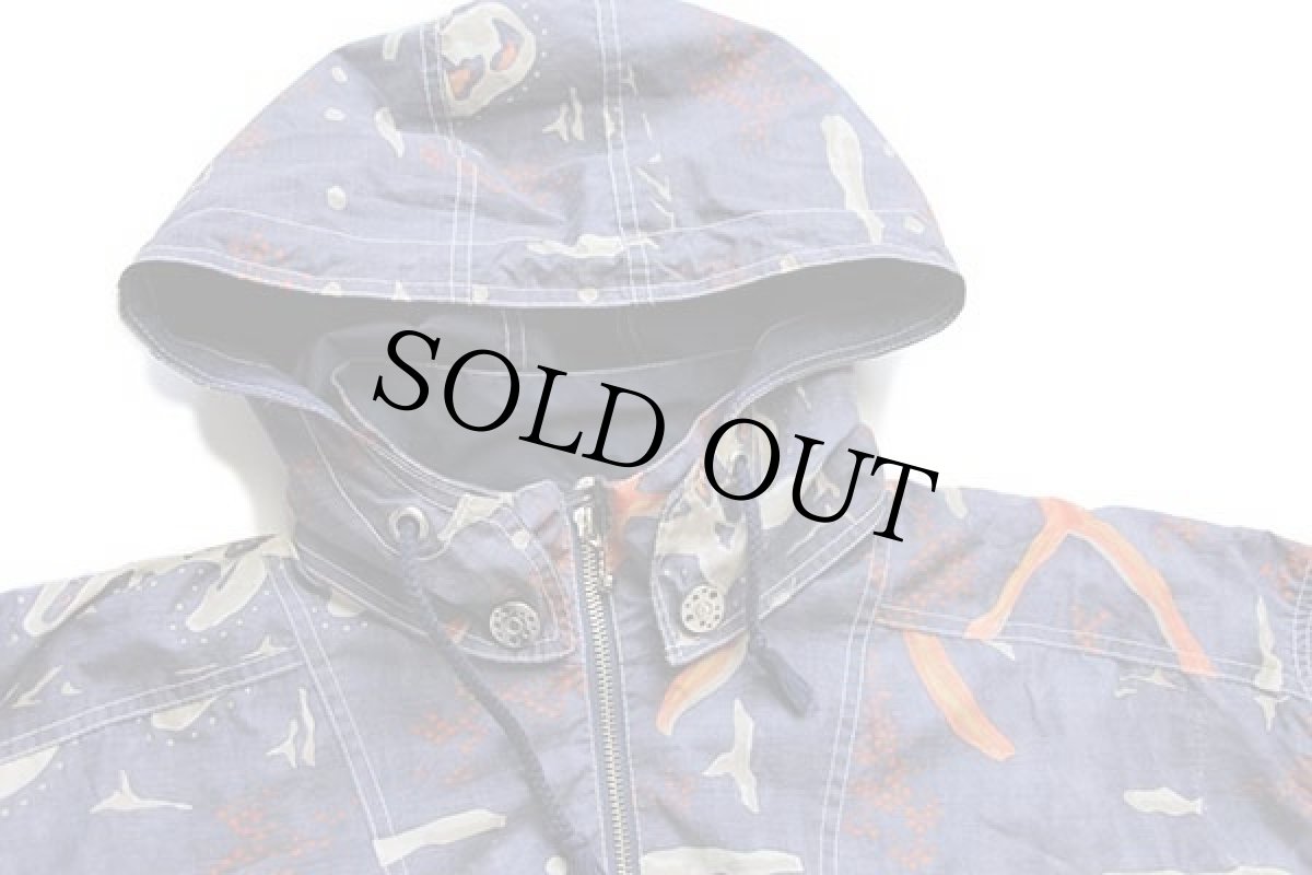 画像3: 90s MAGIC VENTURE 海柄 総柄 ナイロンパーカー (3)