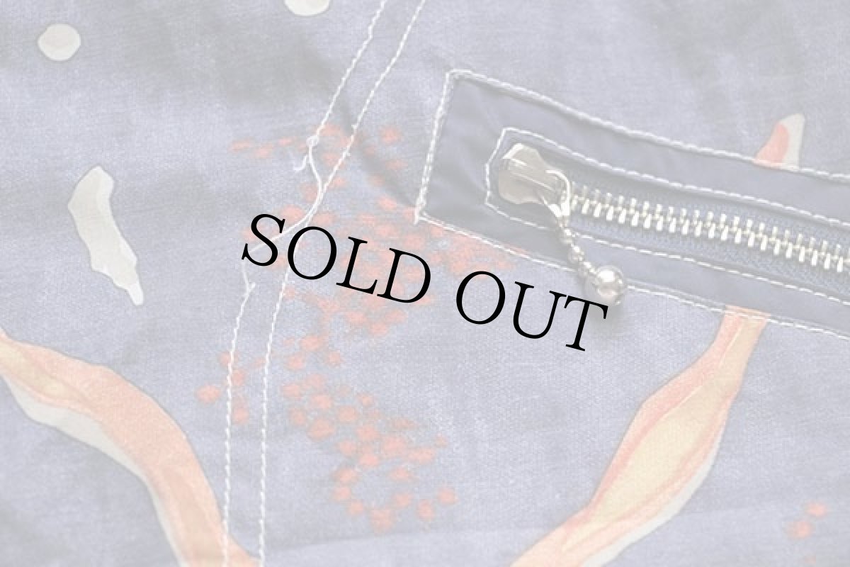 画像6: 90s MAGIC VENTURE 海柄 総柄 ナイロンパーカー (6)