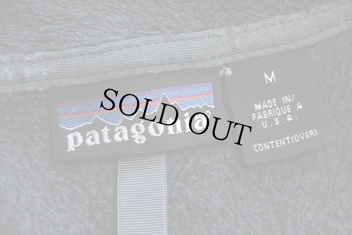 画像4: 00s USA製 patagoniaパタゴニア R2 POLARTEC フリースジャケット ネイビーグレー M★刺繍ロゴ (4)