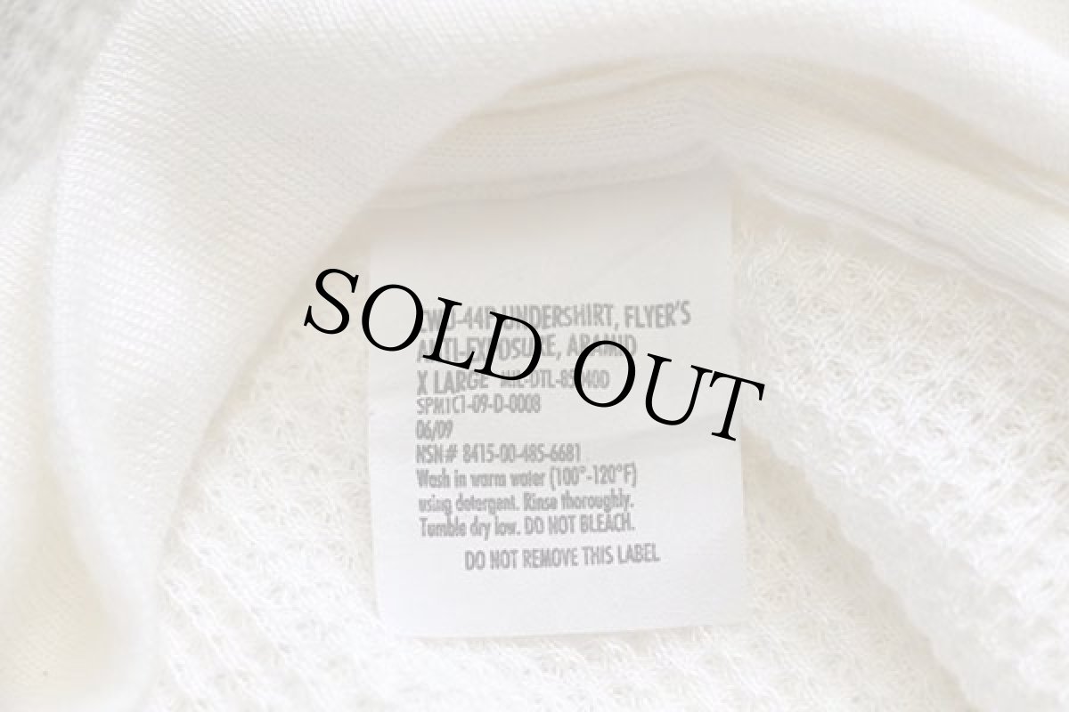 画像4: 00s 米軍 USAF CWU-44/P モックネック アラミド サーマルシャツ ナチュラル XL (4)