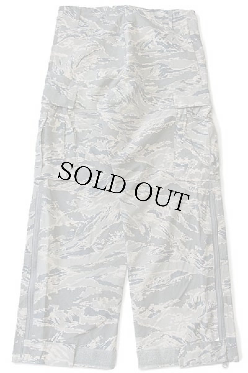 画像3: 00s 米軍 USAF APECS ABU デジタル タイガーカモ GORE-TEXゴアテックス ナイロン カーゴ オーバーパンツ S-S (3)