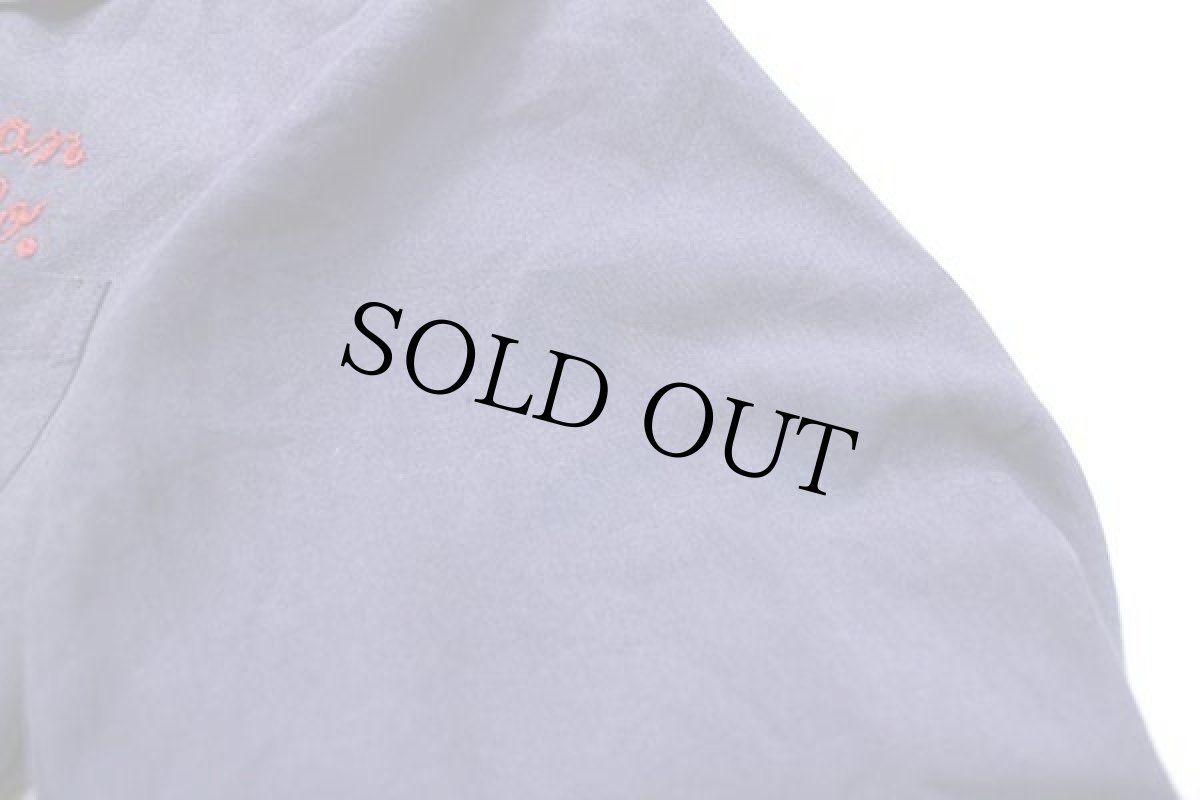 画像8: 70s fashion seal uniforms Hartmann Luggage Co. チェーン刺繍 レーヨン混 ショップコート ナス紺 フェード (8)