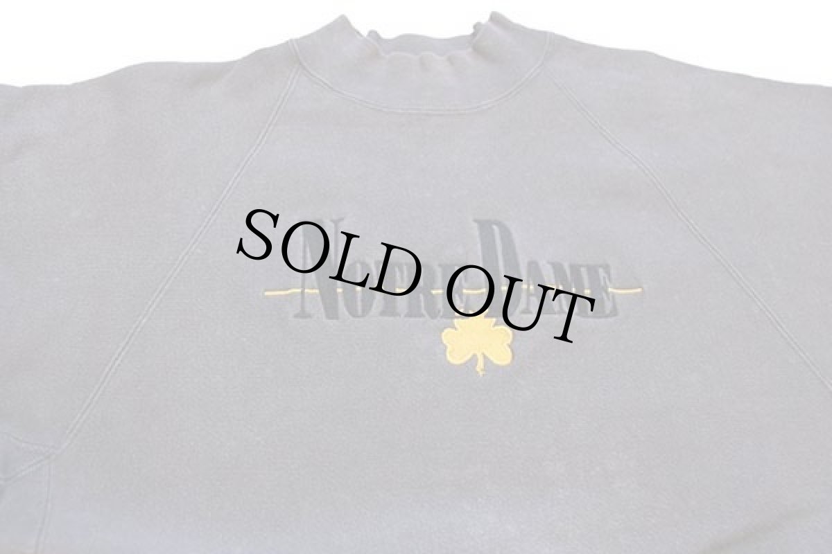 画像3: 90s USA製 Championチャンピオン NOTRE DAME クローバー 刺繍 モックネック ポケット付き リバースウィーブ スウェット チャコールグレー L (3)